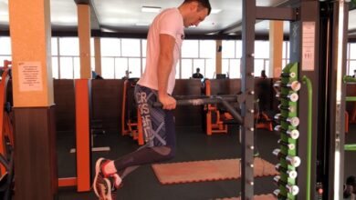 Photo of Как правильно делать отжимания на брусьях
